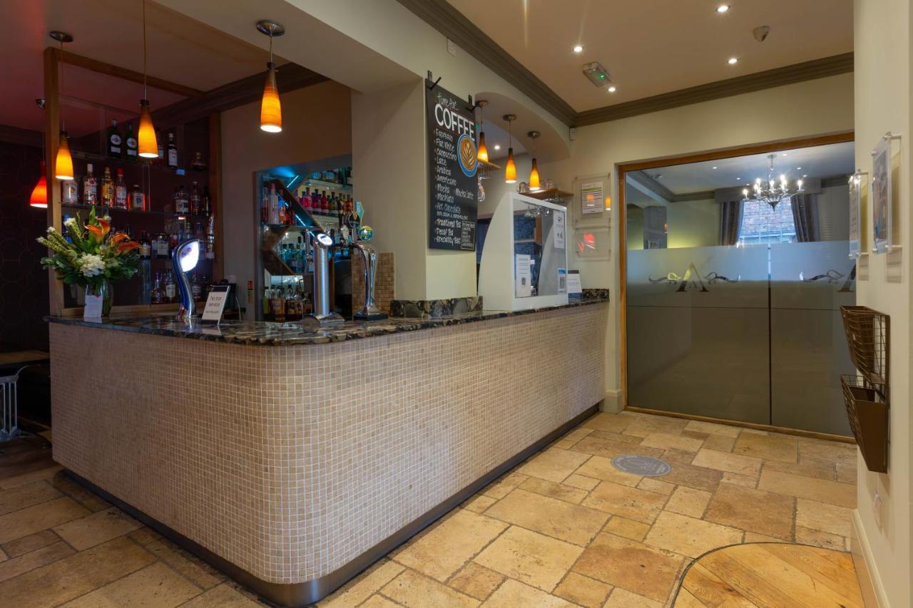 Advocate Arms Hotel Market Rasen Eksteriør billede